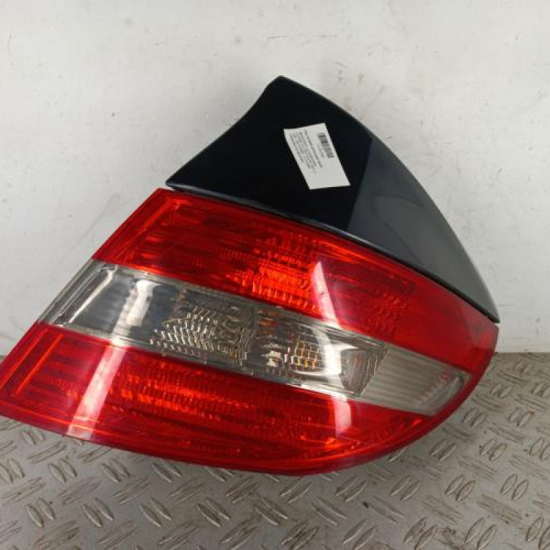 Feu arriere principal droit (feux) MERCEDES CLASSE CLC 203 Feu arriere principal droit (feux) MERCEDES CLASSE CLC 203