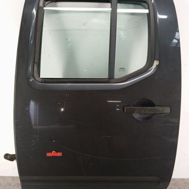 Porte arriere gauche NISSAN NAVARA 1