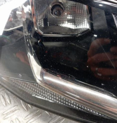 Optique avant principal droit (feux)(phare) VOLKSWAGEN CADDY 4