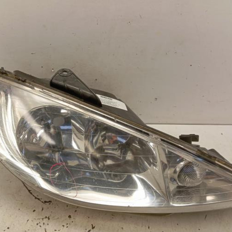 Optique avant principal droit (feux)(phare) PEUGEOT 206