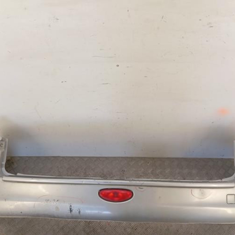 Pare choc arriere PEUGEOT 206