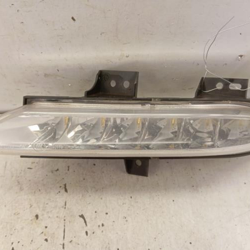 Feu diurne avant gauche RENAULT GRAND SCENIC 3 Feu diurne avant gauche RENAULT GRAND SCENIC 3