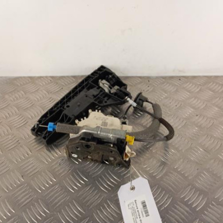 Serrure arriere droit AUDI A1 1 Photo n°1