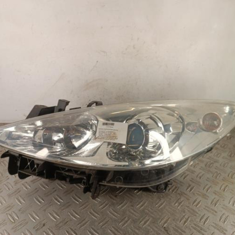 Optique avant principal gauche (feux)(phare) PEUGEOT 307