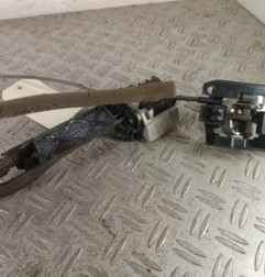 Serrure avant gauche NISSAN QASHQAI 1