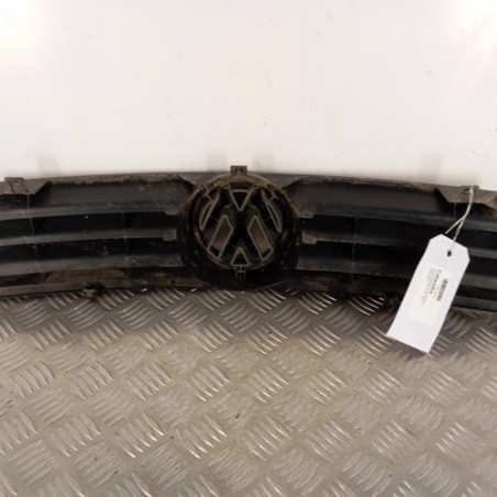 Calandre VOLKSWAGEN POLO 3 Photo n°1