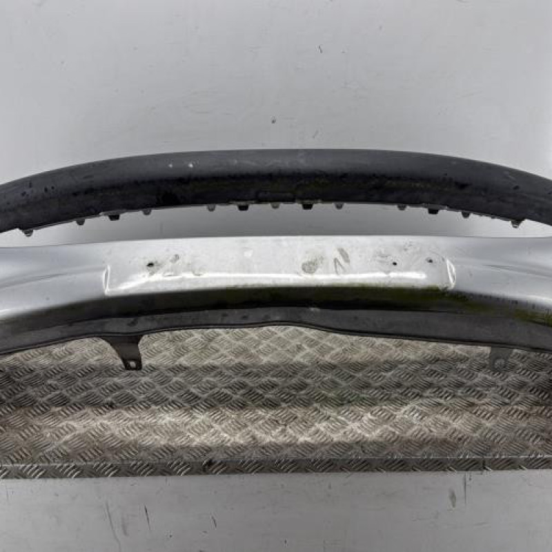 Pare choc avant PEUGEOT 206