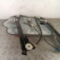 Leve vitre electrique avant droit NISSAN QASHQAI 1