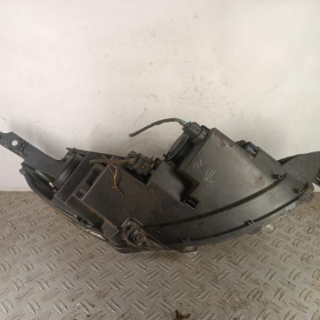 Optique avant principal gauche (feux)(phare) PEUGEOT 2008 1