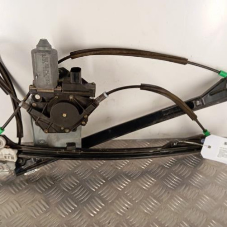 Leve vitre electrique avant gauche VOLKSWAGEN POLO 3