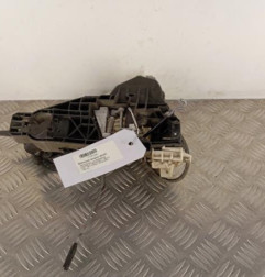 Serrure avant droit MERCEDES CLASSE A 169 Photo n°1