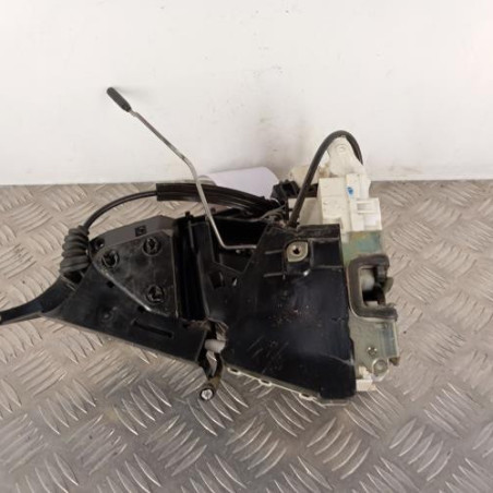 Serrure avant droit MERCEDES CLASSE A 169