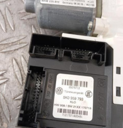 Leve vitre electrique avant gauche VOLKSWAGEN CADDY 4 Photo n°3