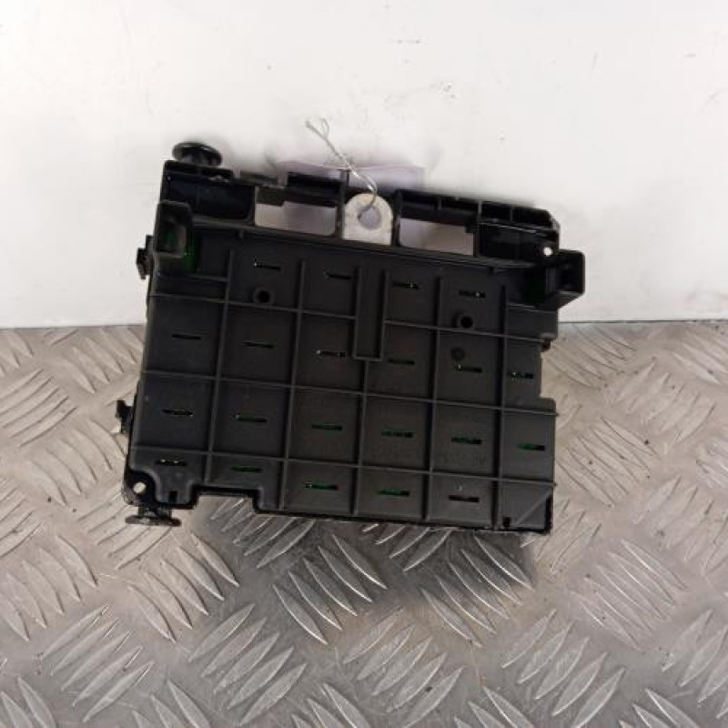 Boitier servitude moteur (BSM) PEUGEOT 406 Boitier servitude moteur (BSM) PEUGEOT 406