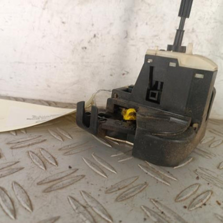 Serrure avant gauche RENAULT CLIO 2