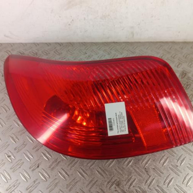 Feu arriere principal droit (feux) PEUGEOT 308 1 SW Feu arriere principal droit (feux) PEUGEOT 308 1 SW