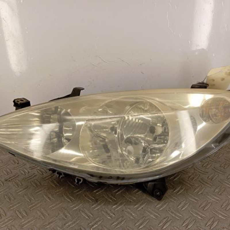 Optique avant principal gauche (feux)(phare) PEUGEOT 307
