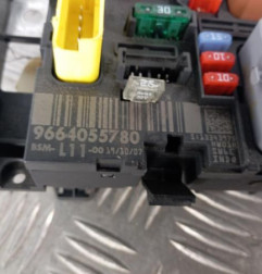 Boitier servitude moteur (BSM) PEUGEOT 207
