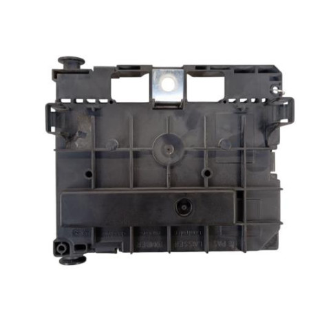 Boitier servitude moteur (BSM) PEUGEOT 5008 1