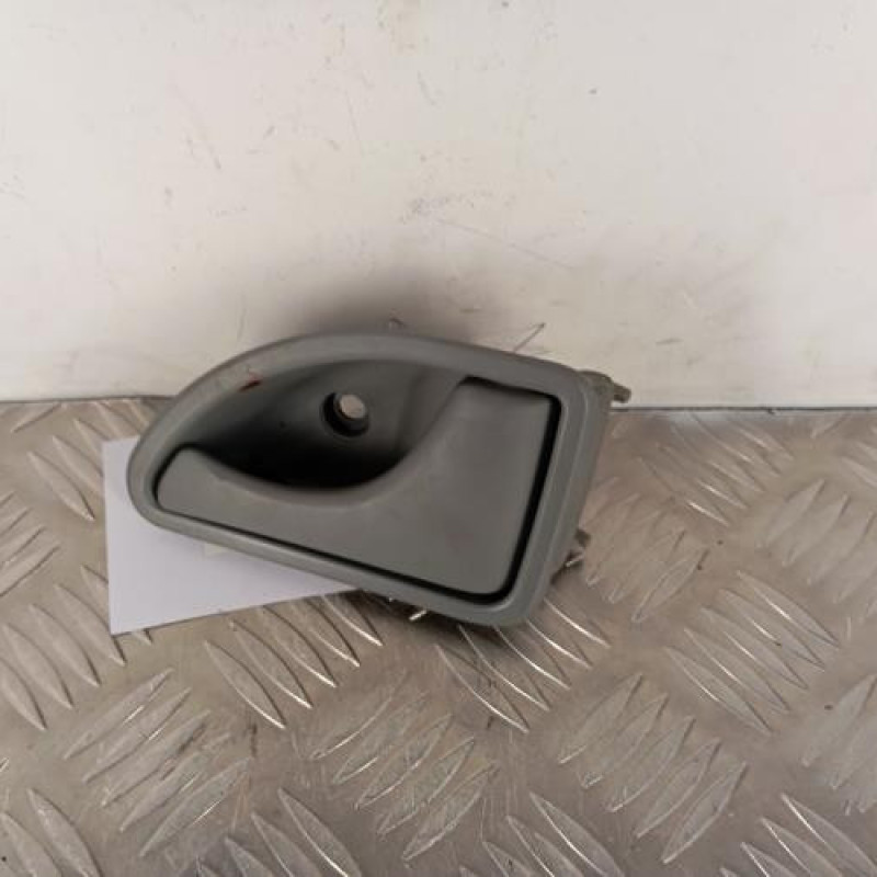 Poignee interieur avant droit RENAULT TWINGO 1