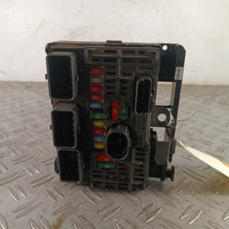 Boitier servitude moteur (BSM) PEUGEOT 807