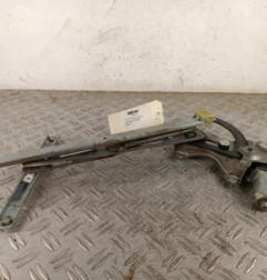 Leve vitre electrique avant gauche HYUNDAI I 20 1 Photo n°1