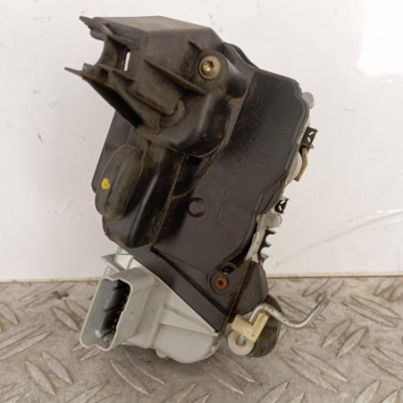 Serrure avant droit PEUGEOT 307