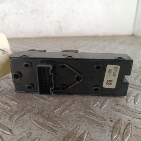 Interrupteur de leve vitre avant gauche HYUNDAI I 30 2