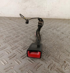 Attache ceinture avant gauche VOLKSWAGEN GOLF 6