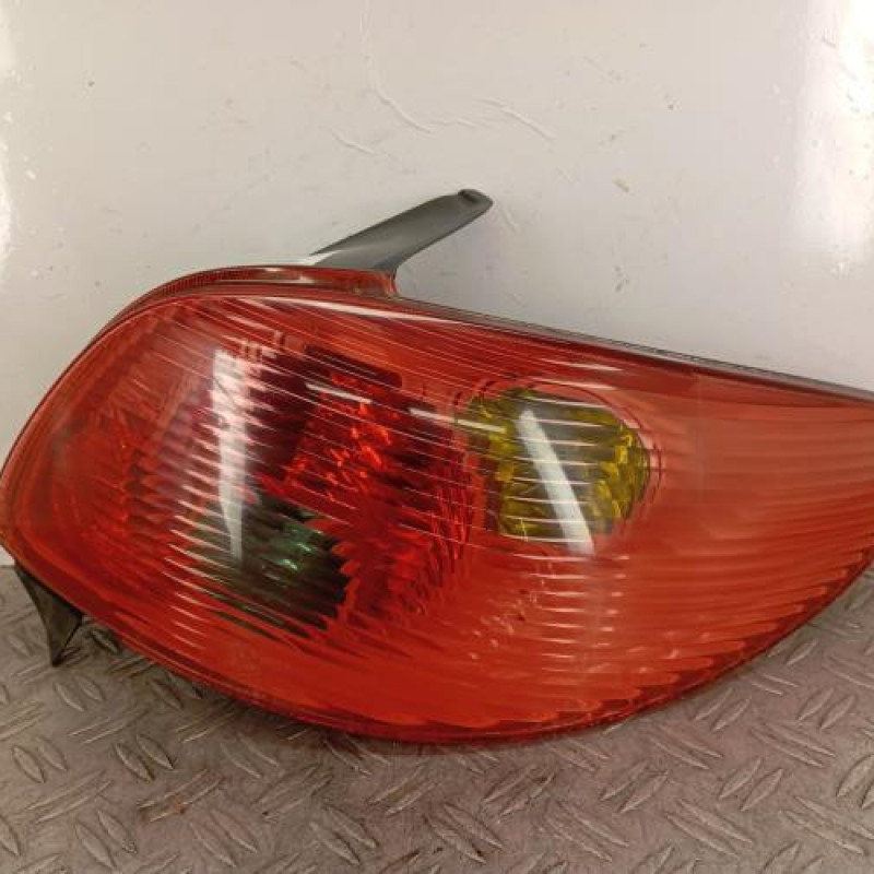 Feu arriere principal droit (feux) PEUGEOT 206
