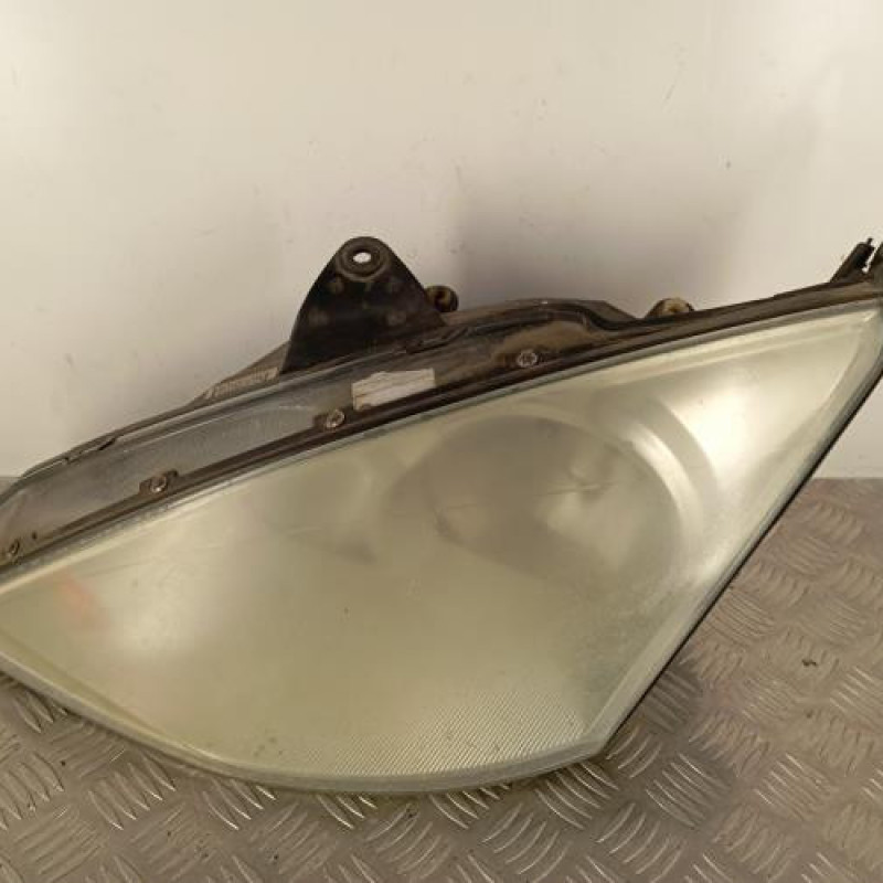 Optique avant principal gauche (feux)(phare) FORD FOCUS 1