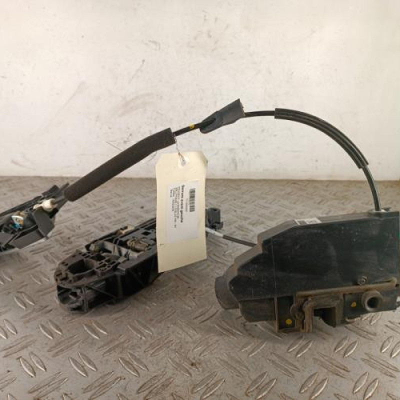Serrure avant gauche PEUGEOT 308 2