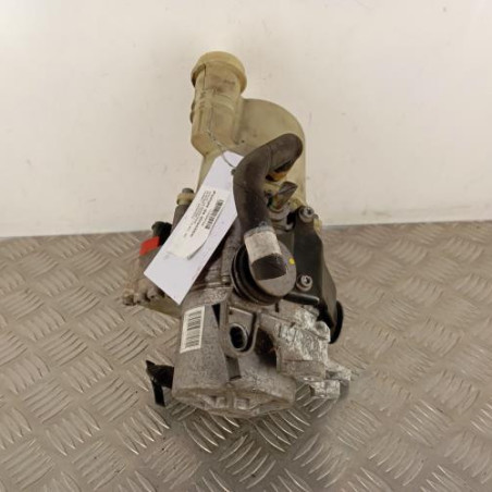 Pompe de direction DACIA DUSTER 1