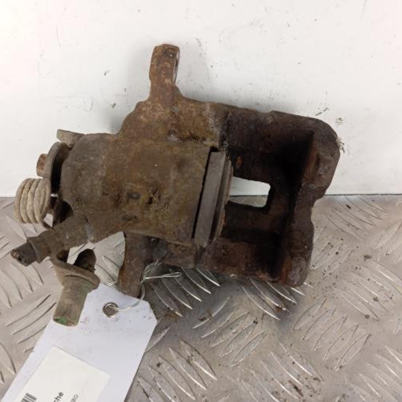 Etrier arriere gauche (freinage) FIAT TALENTO Etrier arriere gauche (freinage) FIAT TALENTO