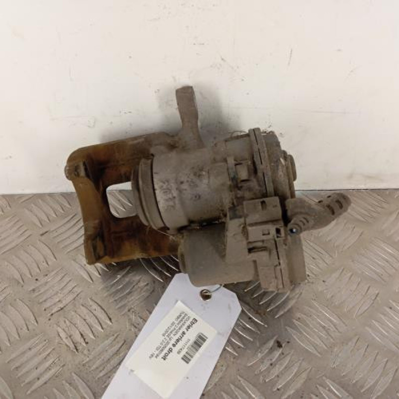 Etrier arriere droit (freinage) VOLKSWAGEN SHARAN 2