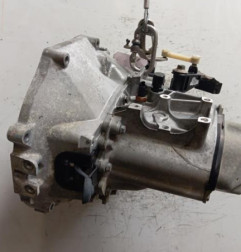 Boite de vitesses PEUGEOT 208 1 Photo n°5