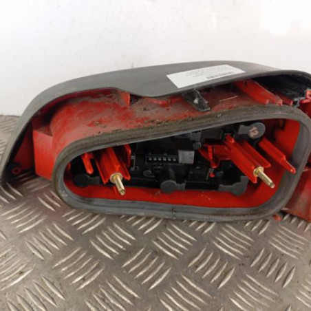Feu arriere principal gauche (feux) PEUGEOT 106