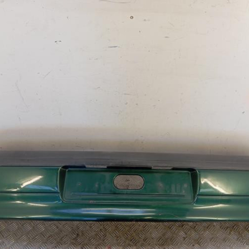 Pare choc arriere RENAULT CLIO 1
