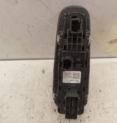 Interrupteur de leve vitre avant gauche PEUGEOT 308 2