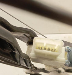 Leve vitre electrique avant gauche PEUGEOT 308 2 Photo n°3