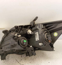 Optique avant principal droit (feux)(phare) TOYOTA AURIS 1