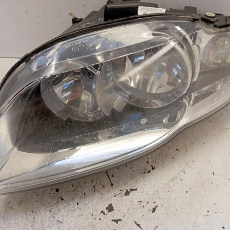 Optique avant principal gauche (feux)(phare) AUDI A4 2