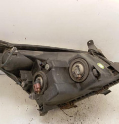 Optique avant principal gauche (feux)(phare) TOYOTA COROLLA VERSO 2