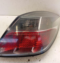 Feu arriere principal droit (feux) OPEL ASTRA H Photo n°1