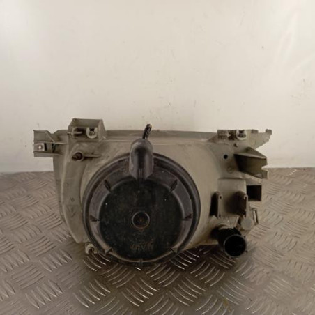 Optique avant principal gauche (feux)(phare) RENAULT R19