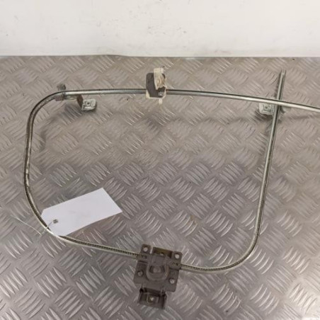 Leve vitre mecanique avant droit RENAULT R19
