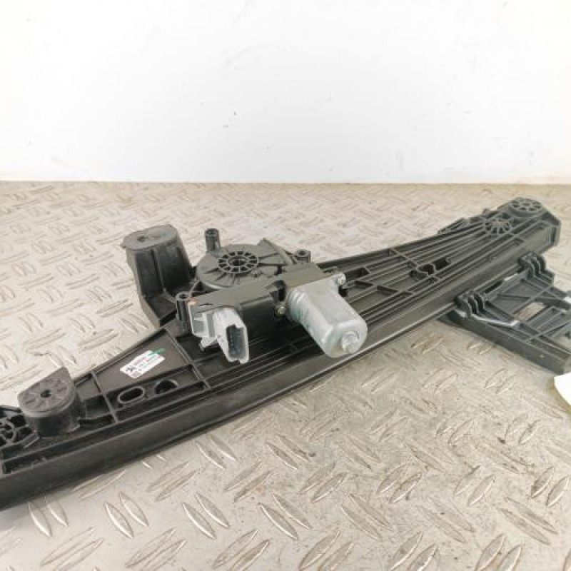 Leve vitre electrique arriere droit PEUGEOT 2008 2