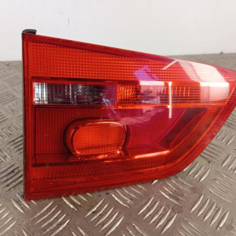 Feu arriere secondaire droit (feux) VOLKSWAGEN TOURAN 2