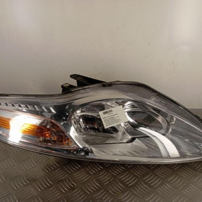 Optique avant principal droit (feux)(phare) FORD MONDEO 3