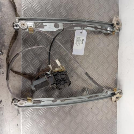 Leve vitre electrique avant droit RENAULT MEGANE 2 Photo n°1